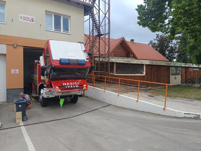 Údržba, výmena filtrov a oleja... Iveco Trakker...